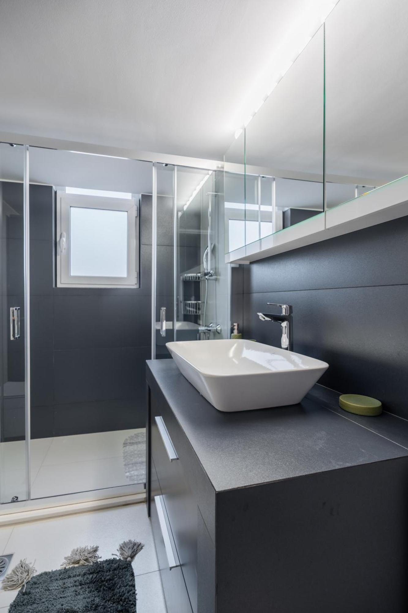 Sesilia Sea View Apartment Атина Екстериор снимка