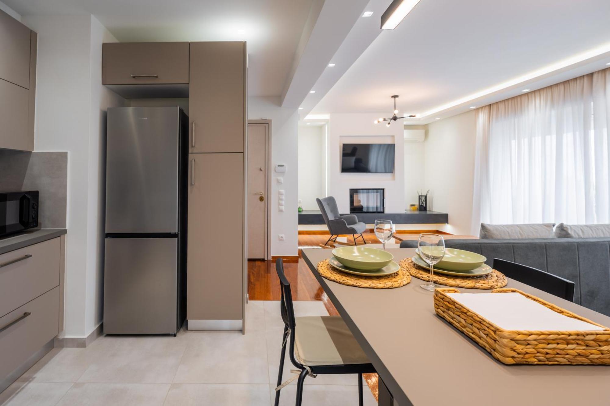 Sesilia Sea View Apartment Атина Екстериор снимка