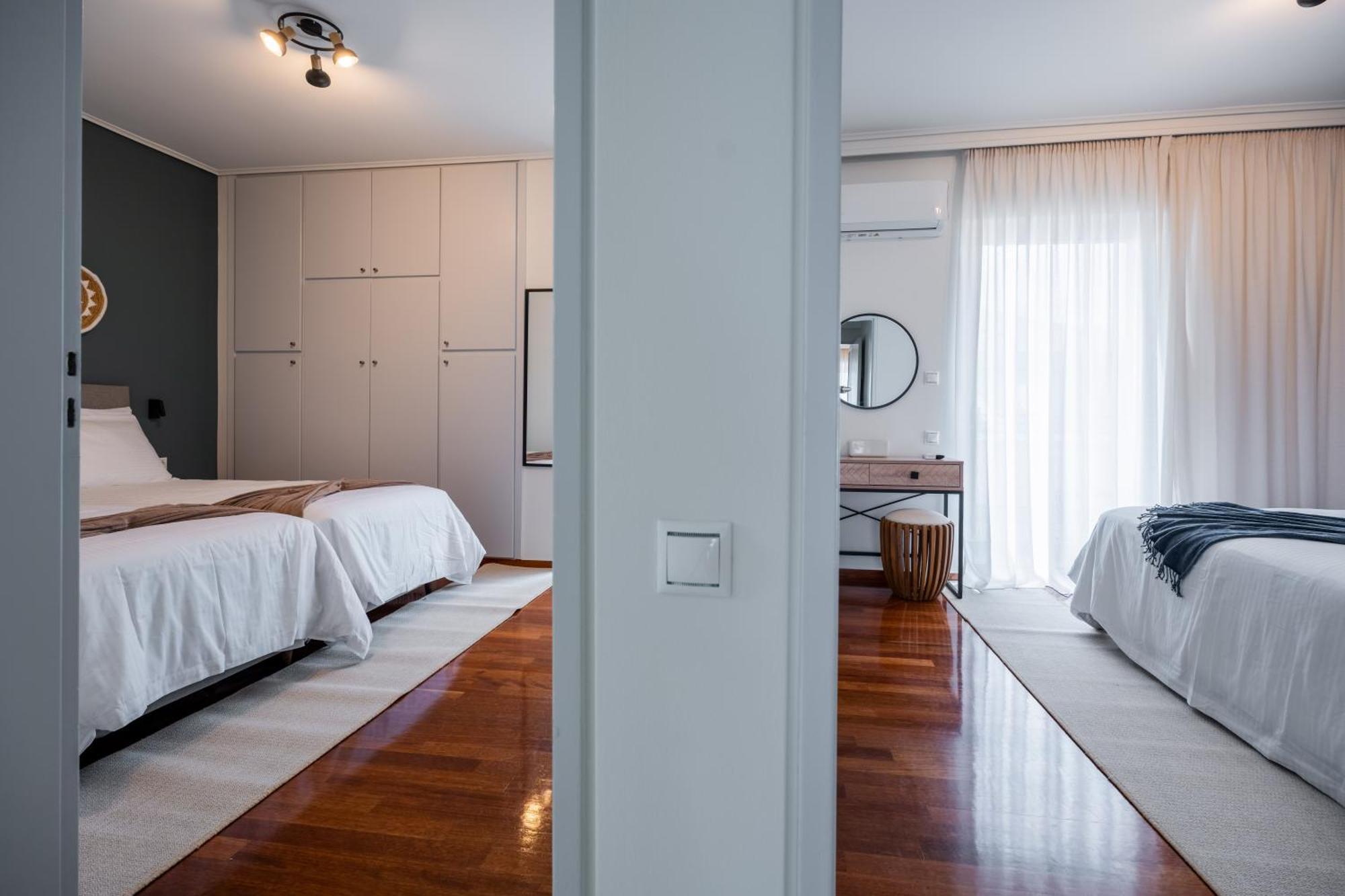 Sesilia Sea View Apartment Атина Екстериор снимка